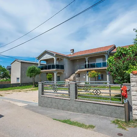 Apartment Plavsic
