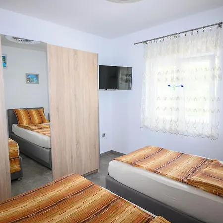 Plavsic Novi Vinodolski